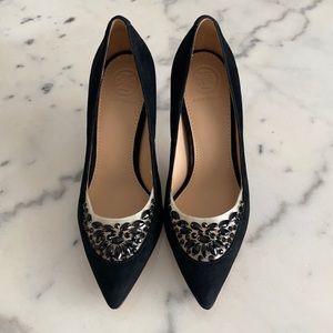 Tory Burch Black heels size 5M Never Worn!!